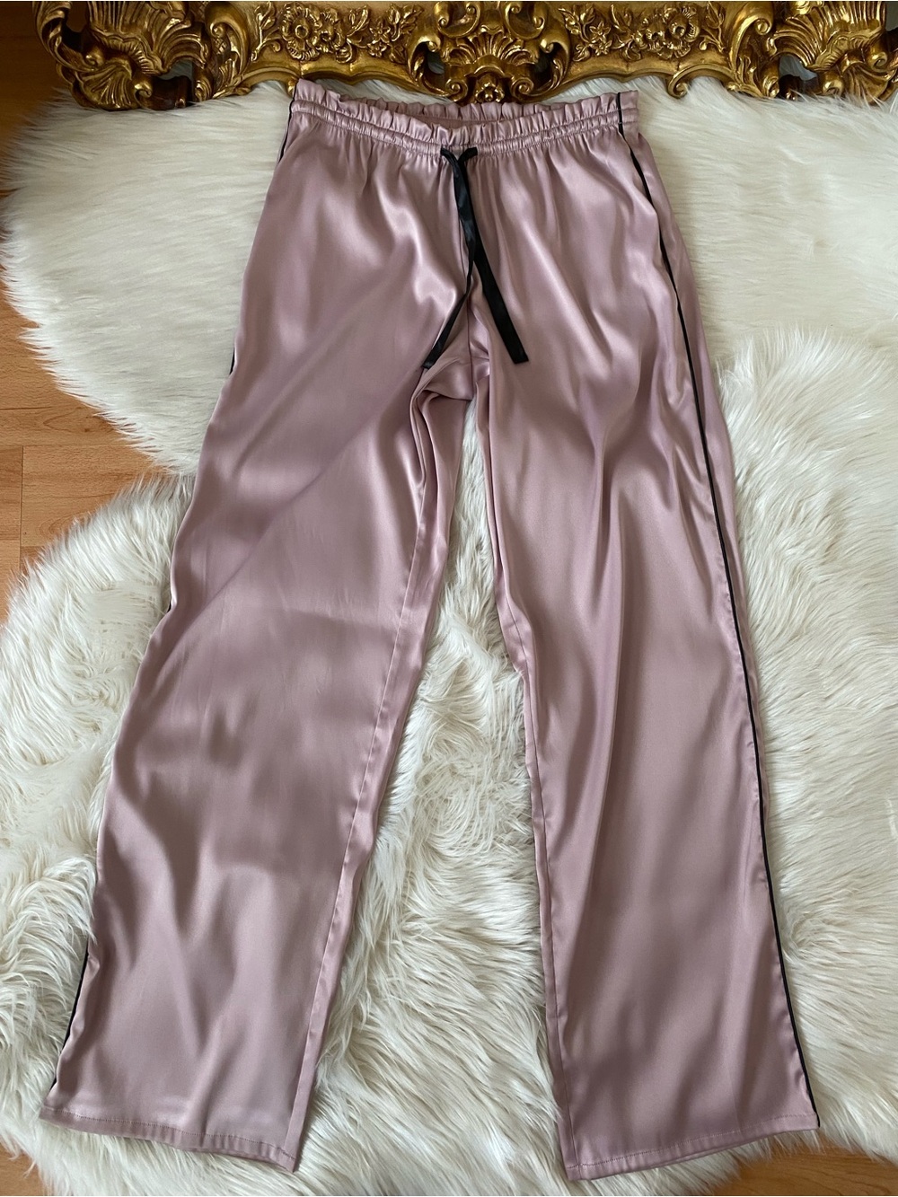Victoria’s Secret Signature Satin Style Sleep Pants